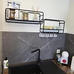 Sea View Luxury Appartment-parking Appartamento