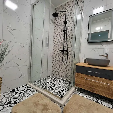 Sea View Luxury Appartment-parking Apartament Warna