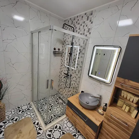 Sea View Luxury Appartment-parking *