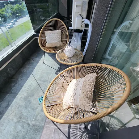 Апартаменти Sea View Luxury Appartment-parking