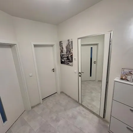 Sea View Luxury Appartment-parking Апартаменти