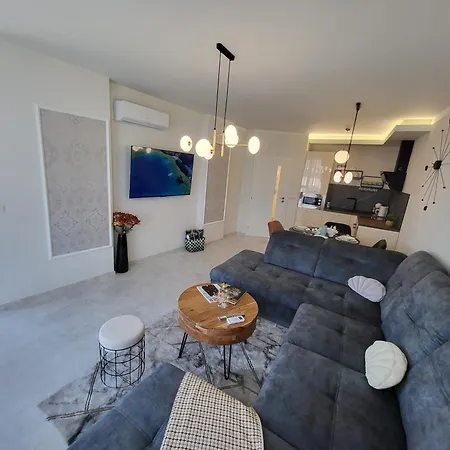 Апартаменти Sea View Luxury Appartment-parking *