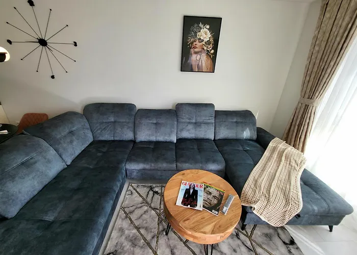 Sea View Luxury Appartment-parking Apartment